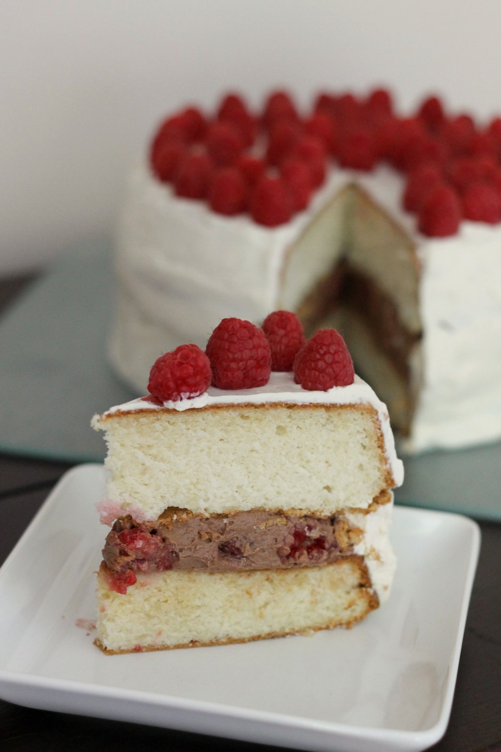 raspberryblackandwhitecake2